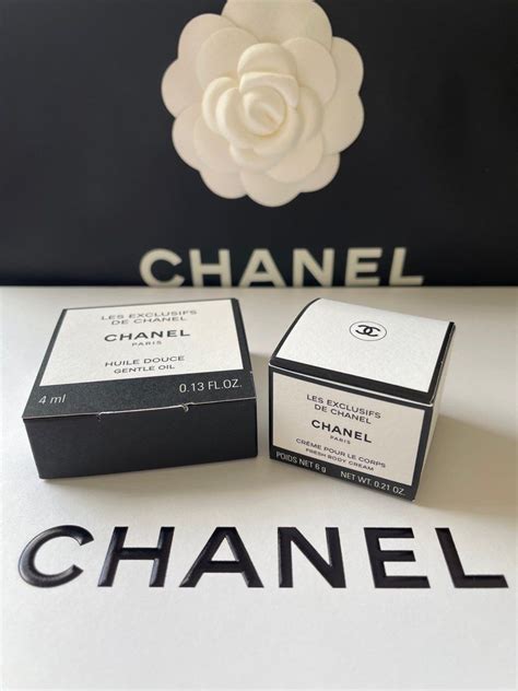 chanel les exclusive.